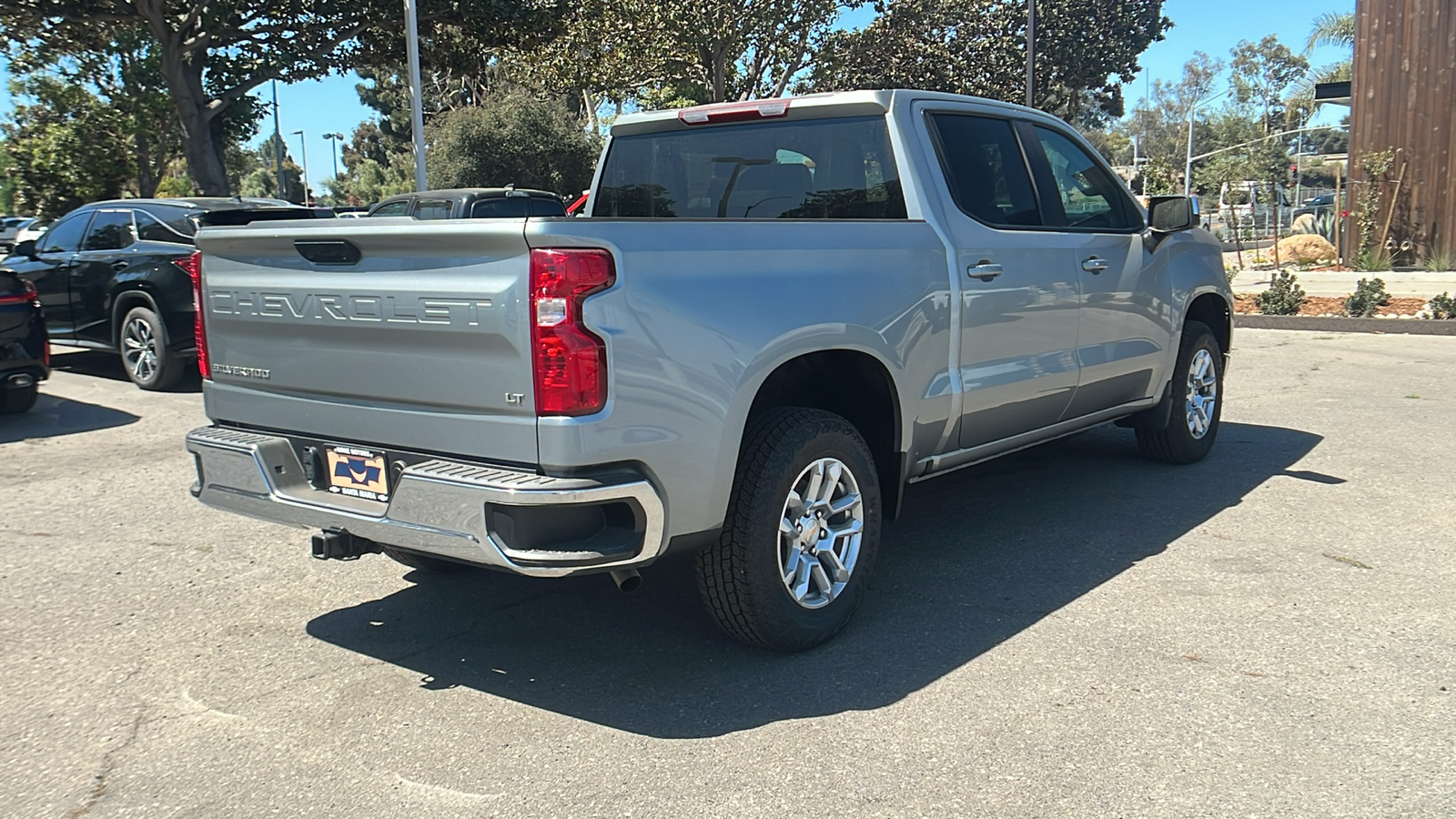 2024 Chevrolet Silverado 1500 LT 3