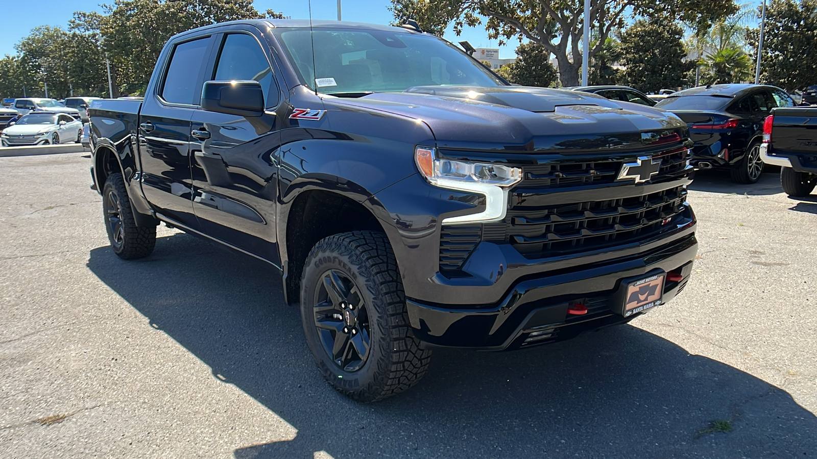 2024 Chevrolet Silverado 1500 LT Trail Boss 1