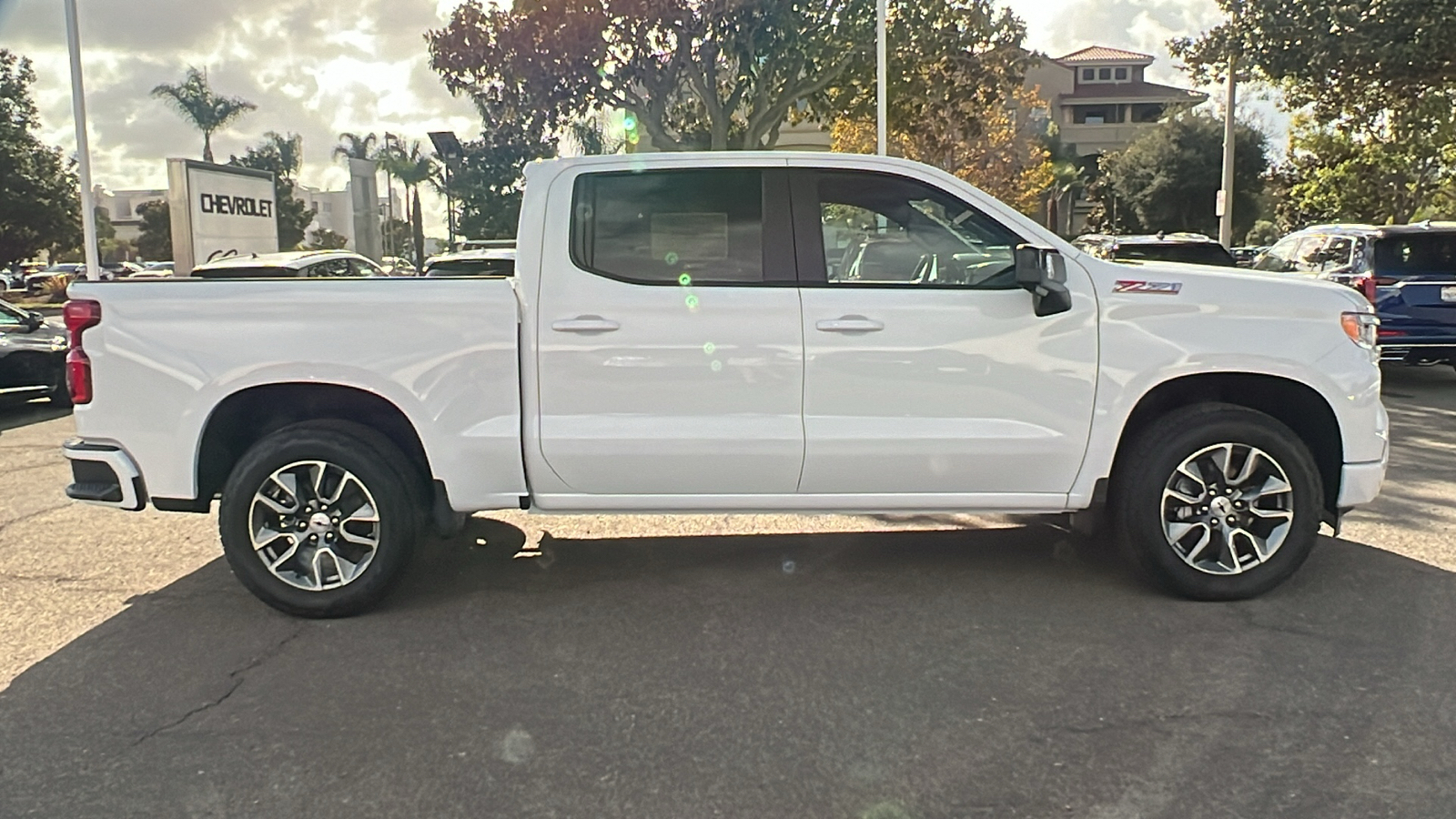 2024 Chevrolet Silverado 1500 RST 2