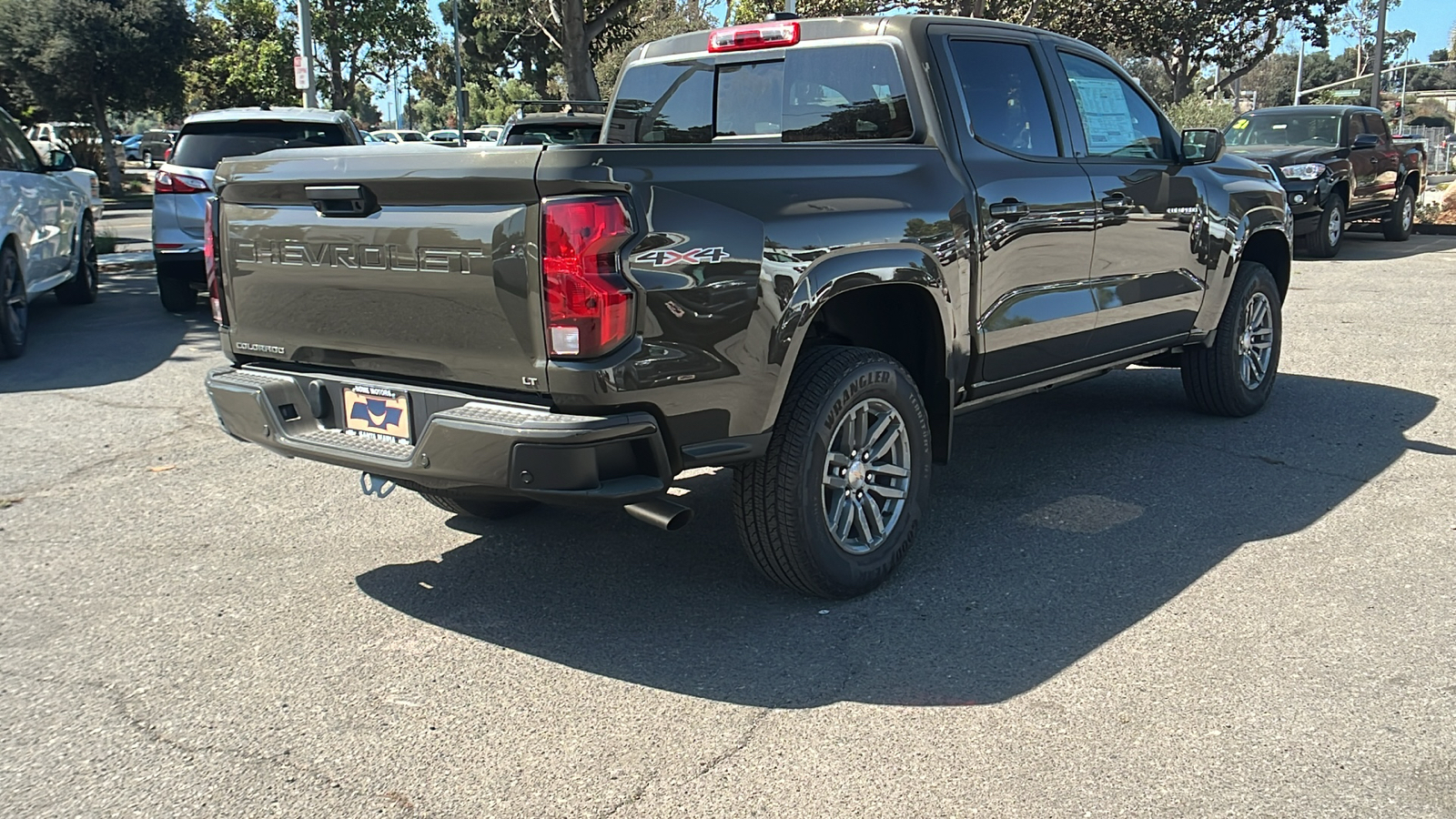 2024 Chevrolet Colorado LT 3