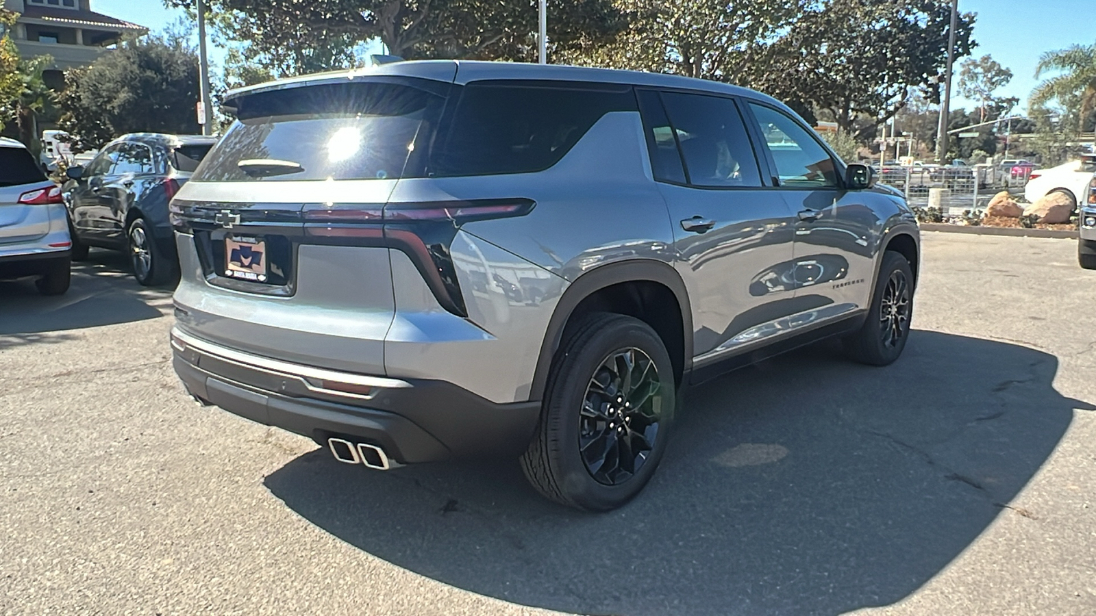 2024 Chevrolet Traverse LS 3