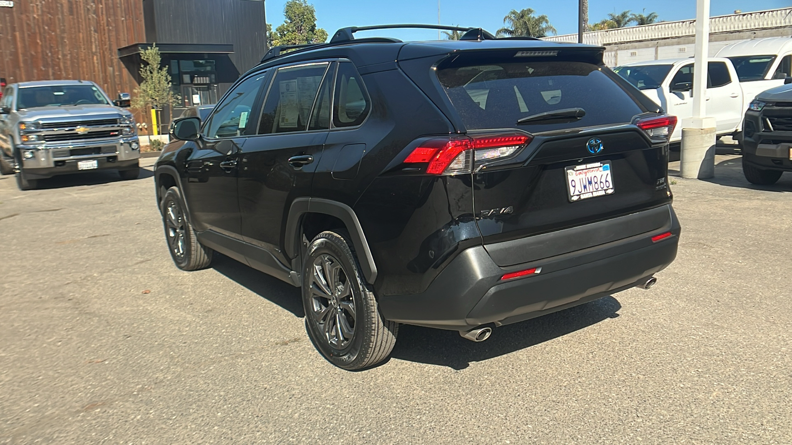 2024 Toyota RAV4 Hybrid XLE Premium 5