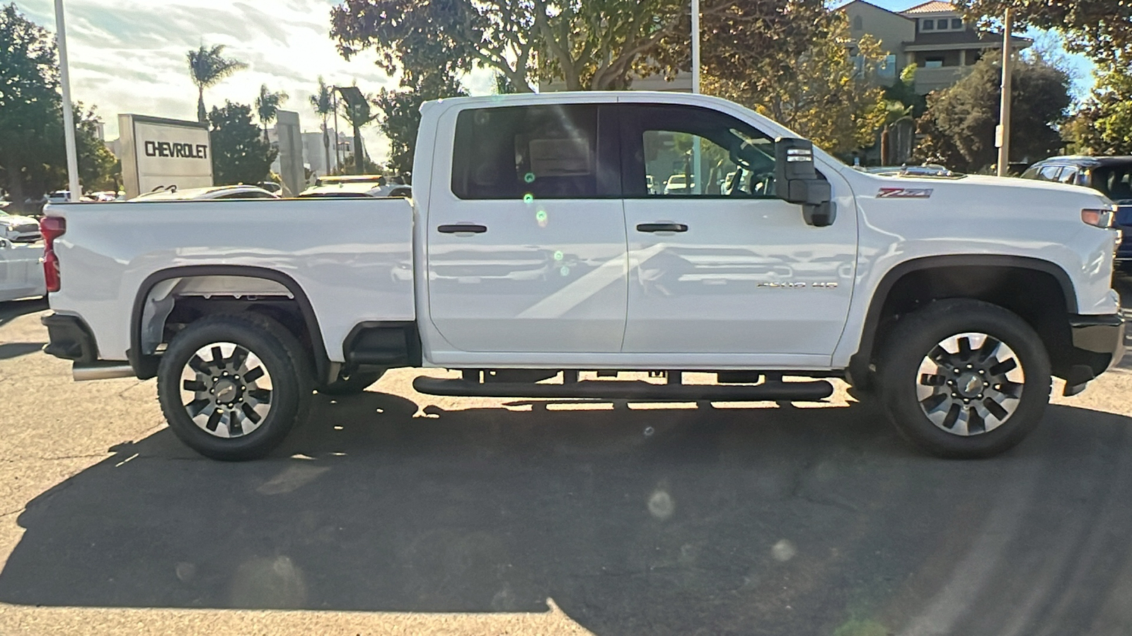 2025 Chevrolet Silverado 2500HD Custom 2