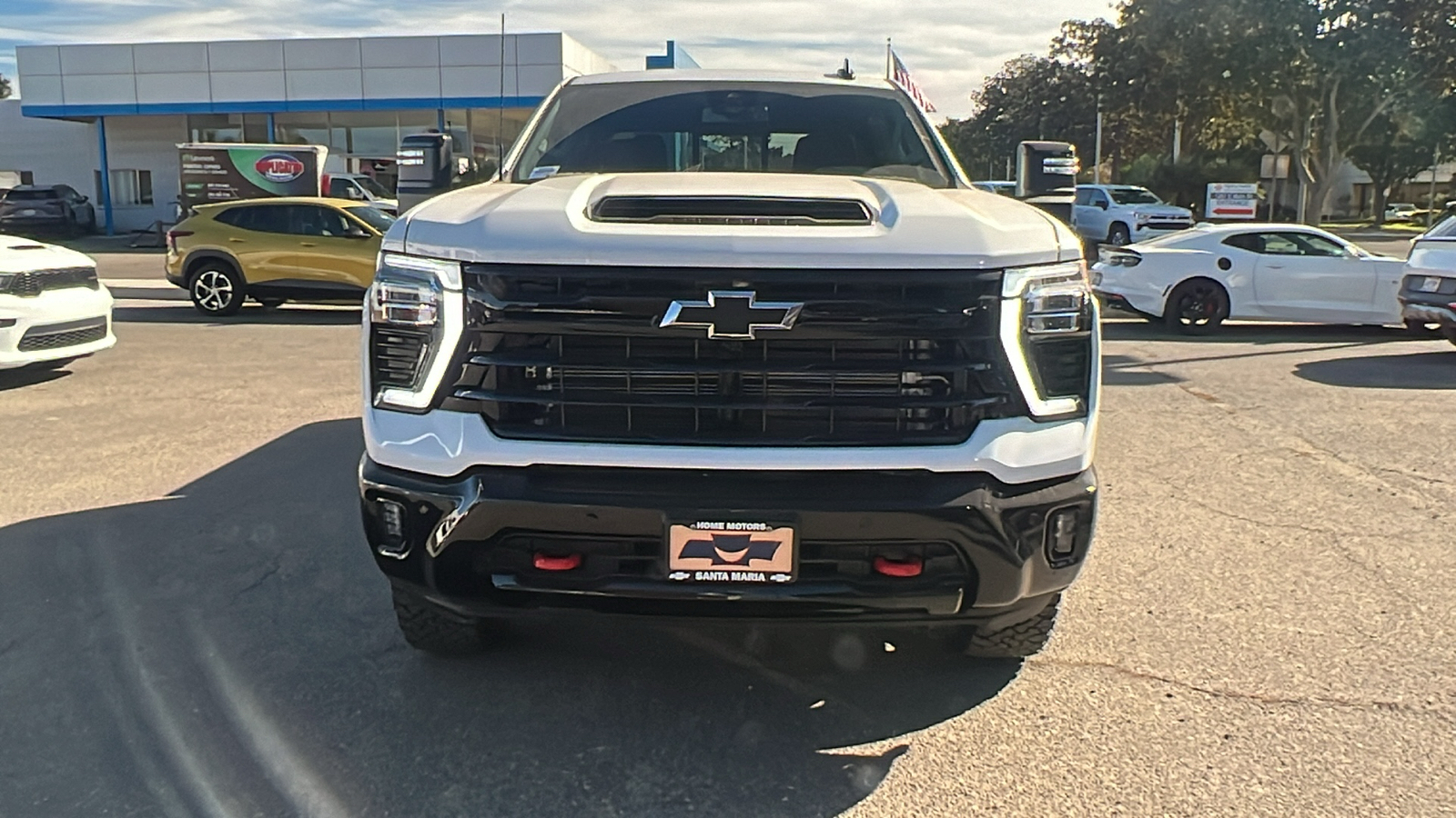 2025 Chevrolet Silverado 2500HD LT 8