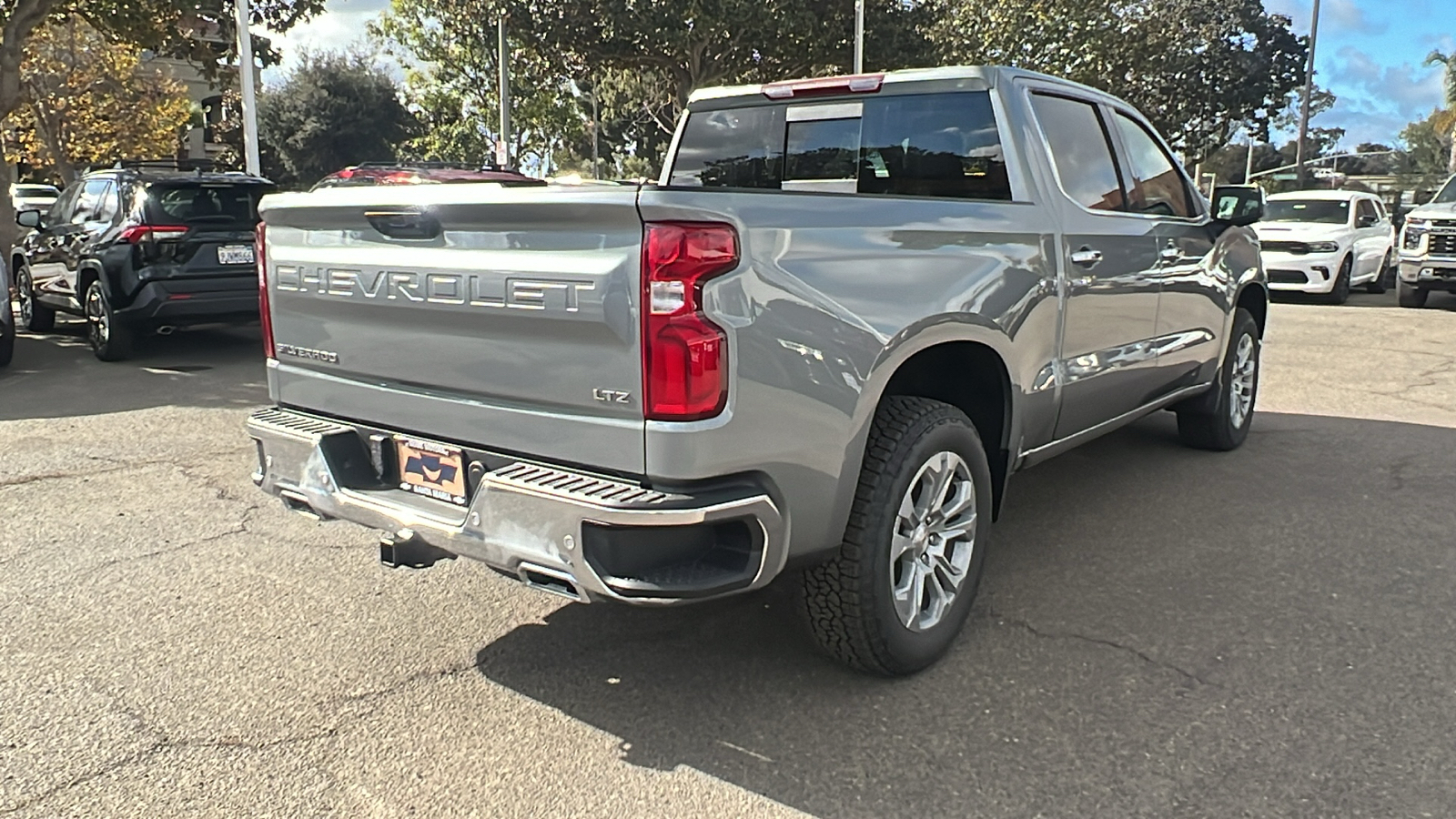 2025 Chevrolet Silverado 1500 LTZ 4