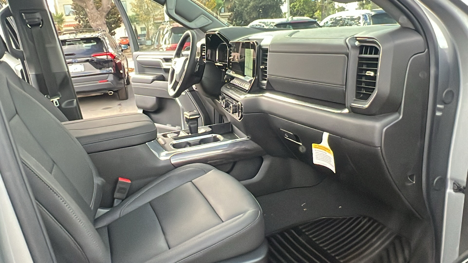 2025 Chevrolet Silverado 1500 LTZ 13