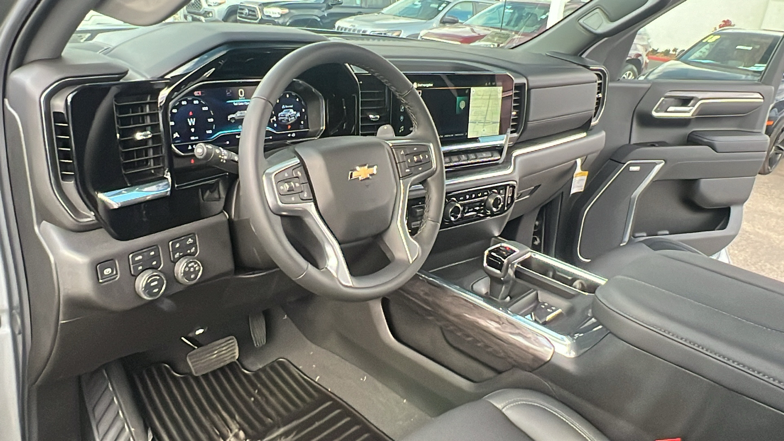 2025 Chevrolet Silverado 1500 LTZ 16