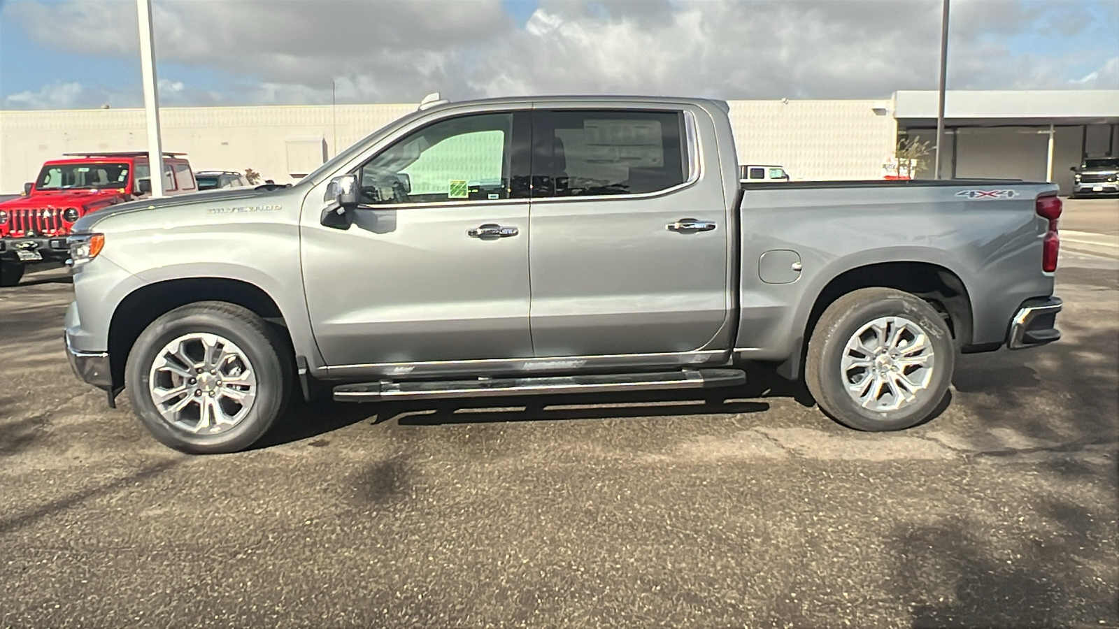 2025 Chevrolet Silverado 1500 LTZ 6