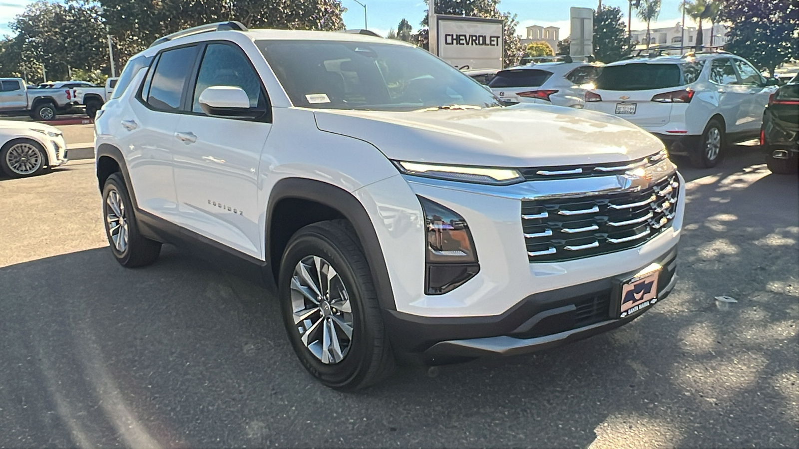 2025 Chevrolet Equinox LT 1