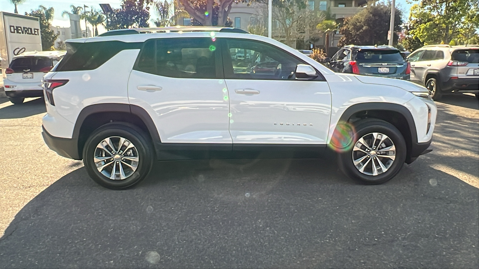 2025 Chevrolet Equinox LT 2