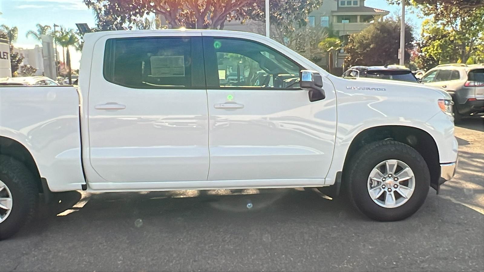 2025 Chevrolet Silverado 1500 LT 2