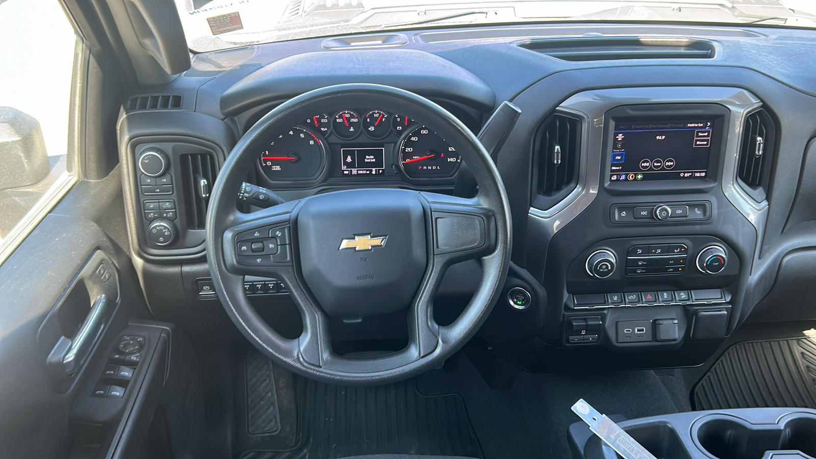 2024 Chevrolet Silverado 2500HD Custom 24