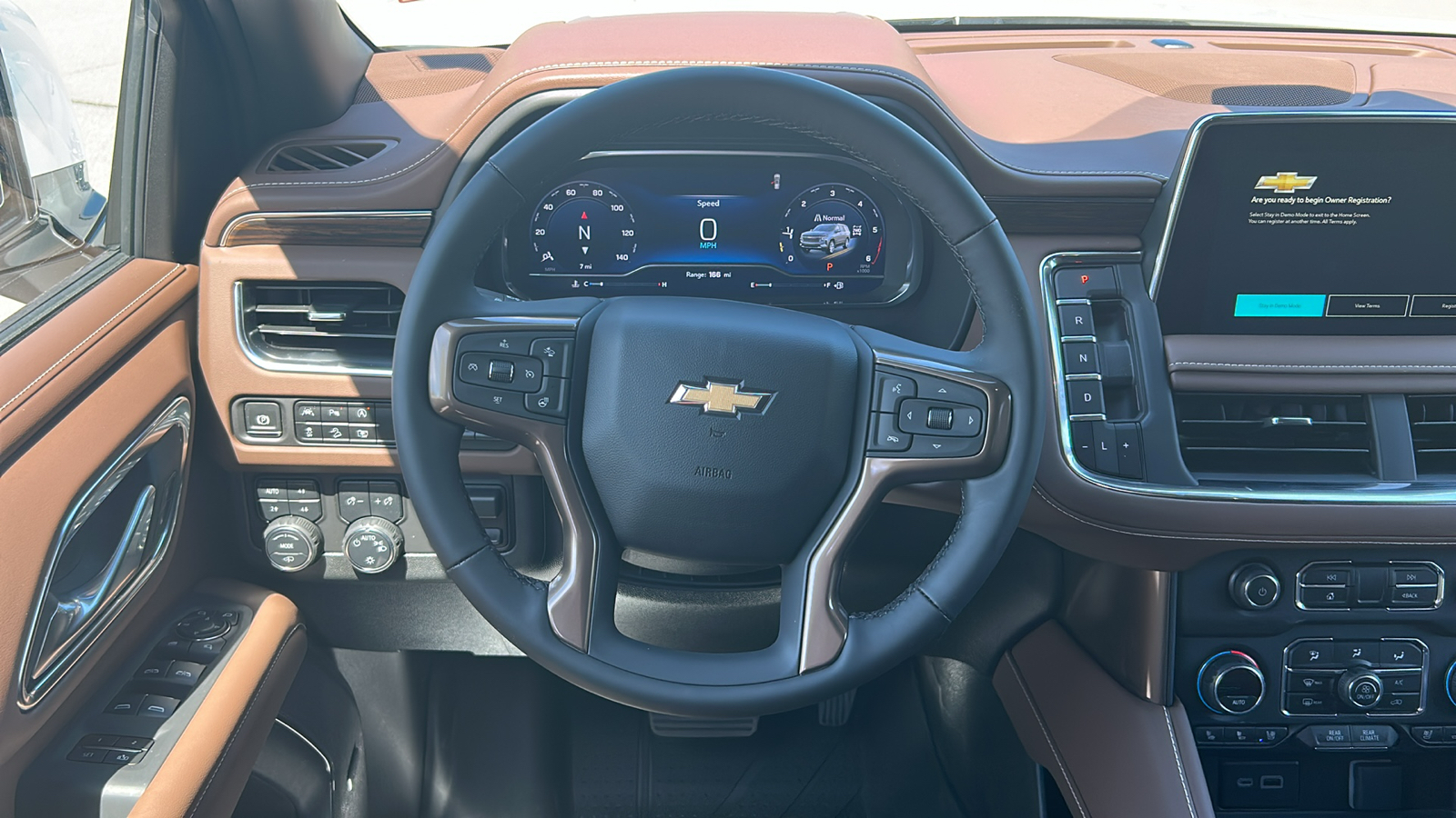 2024 Chevrolet Suburban High Country 21