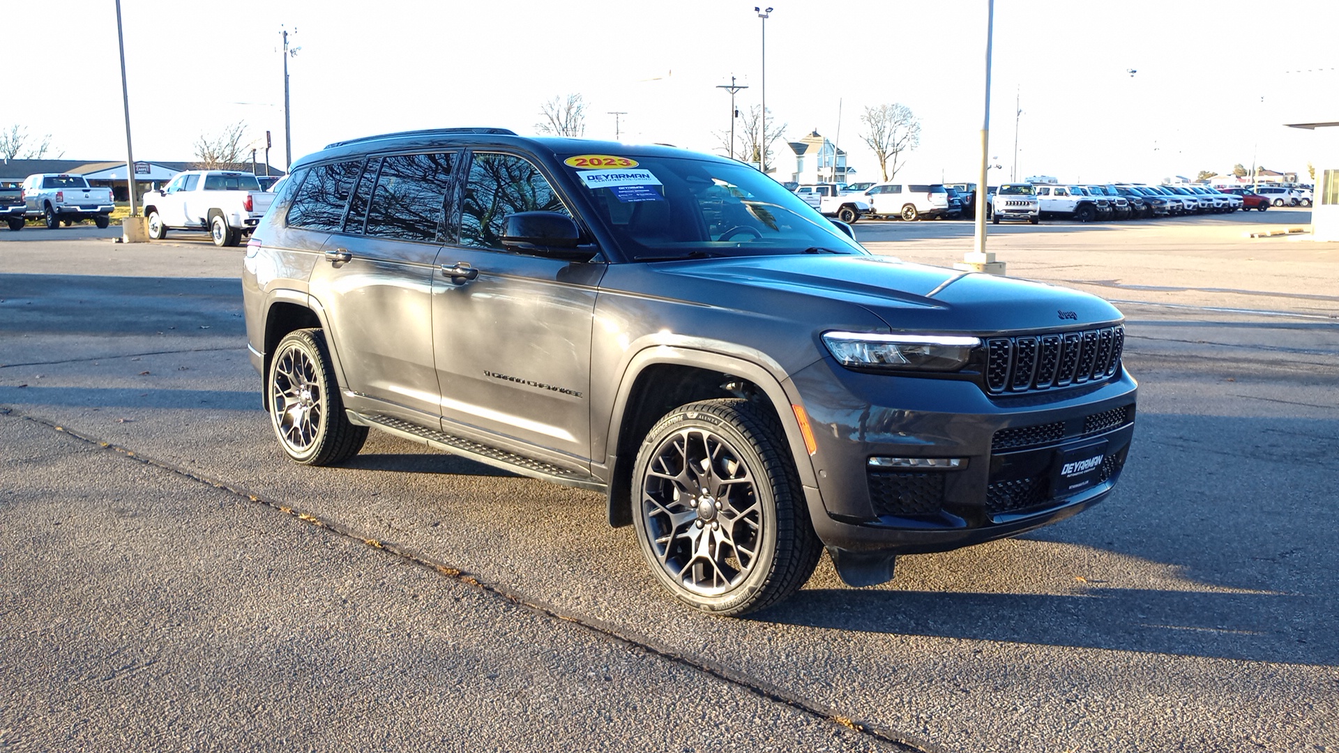 2023 Jeep Grand Cherokee L Summit 1