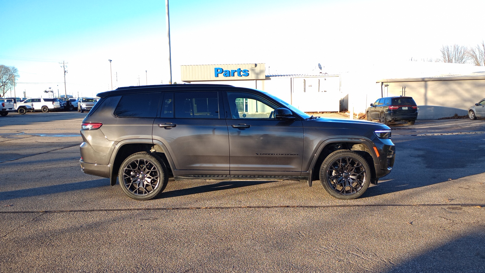 2023 Jeep Grand Cherokee L Summit 2