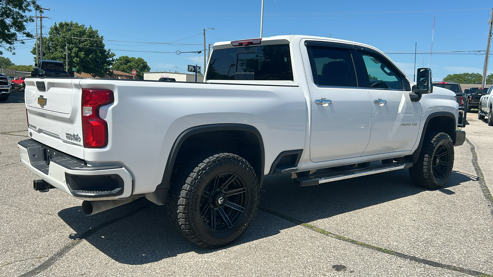 2022 Chevrolet Silverado 2500HD High Country 3