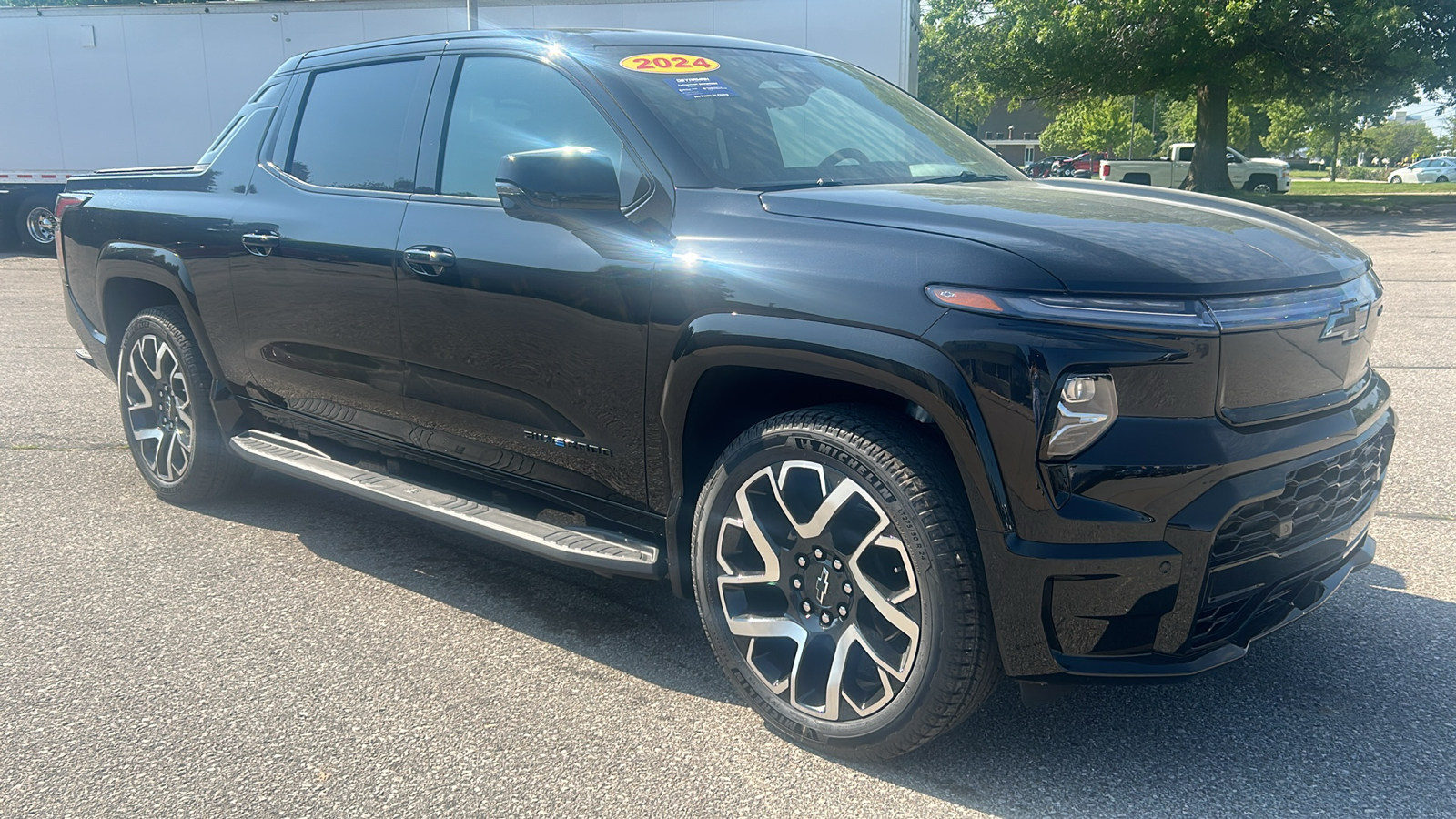 2024 Chevrolet Silverado EV RST 1