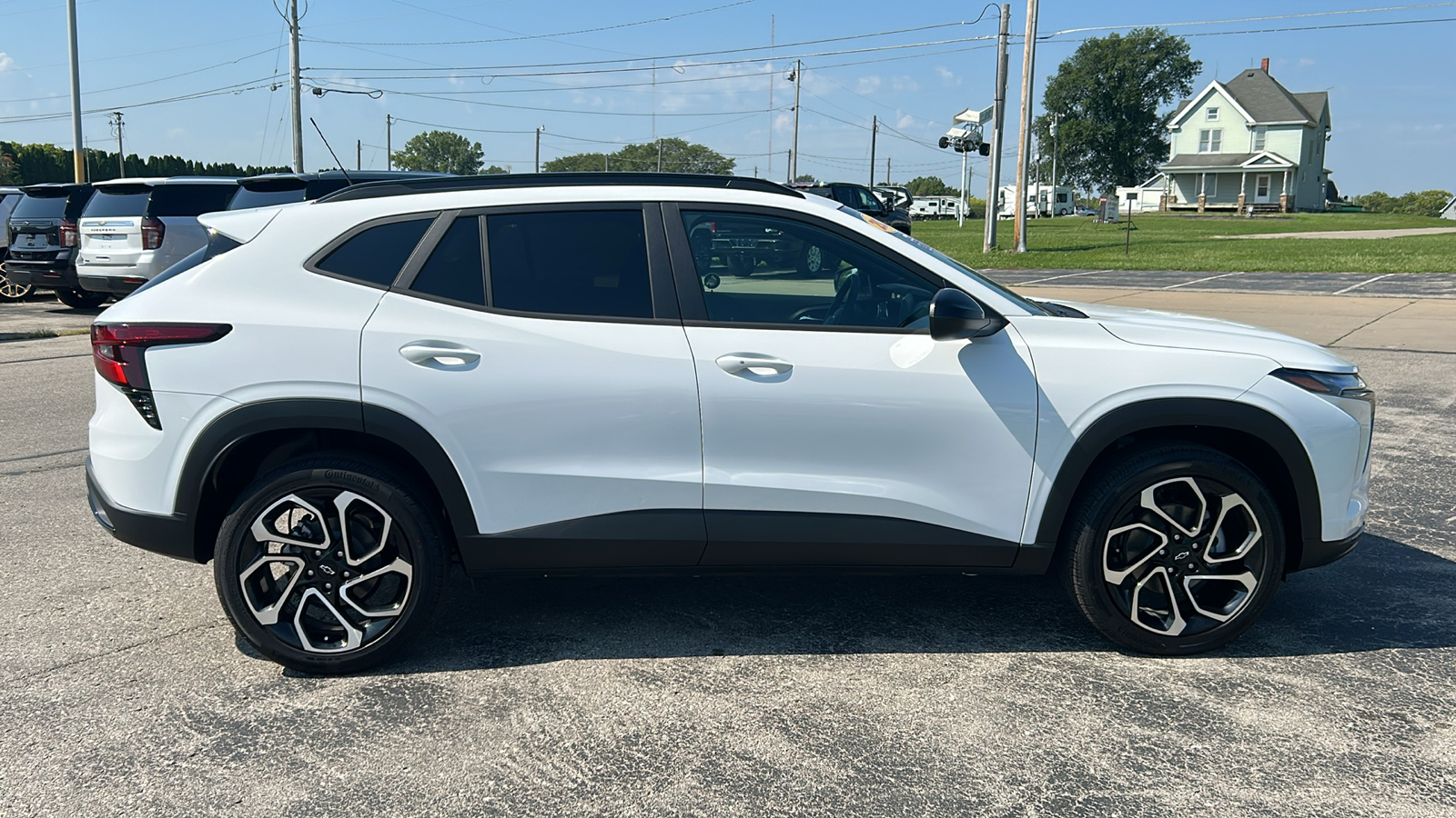 2025 Chevrolet Trax 2RS 2