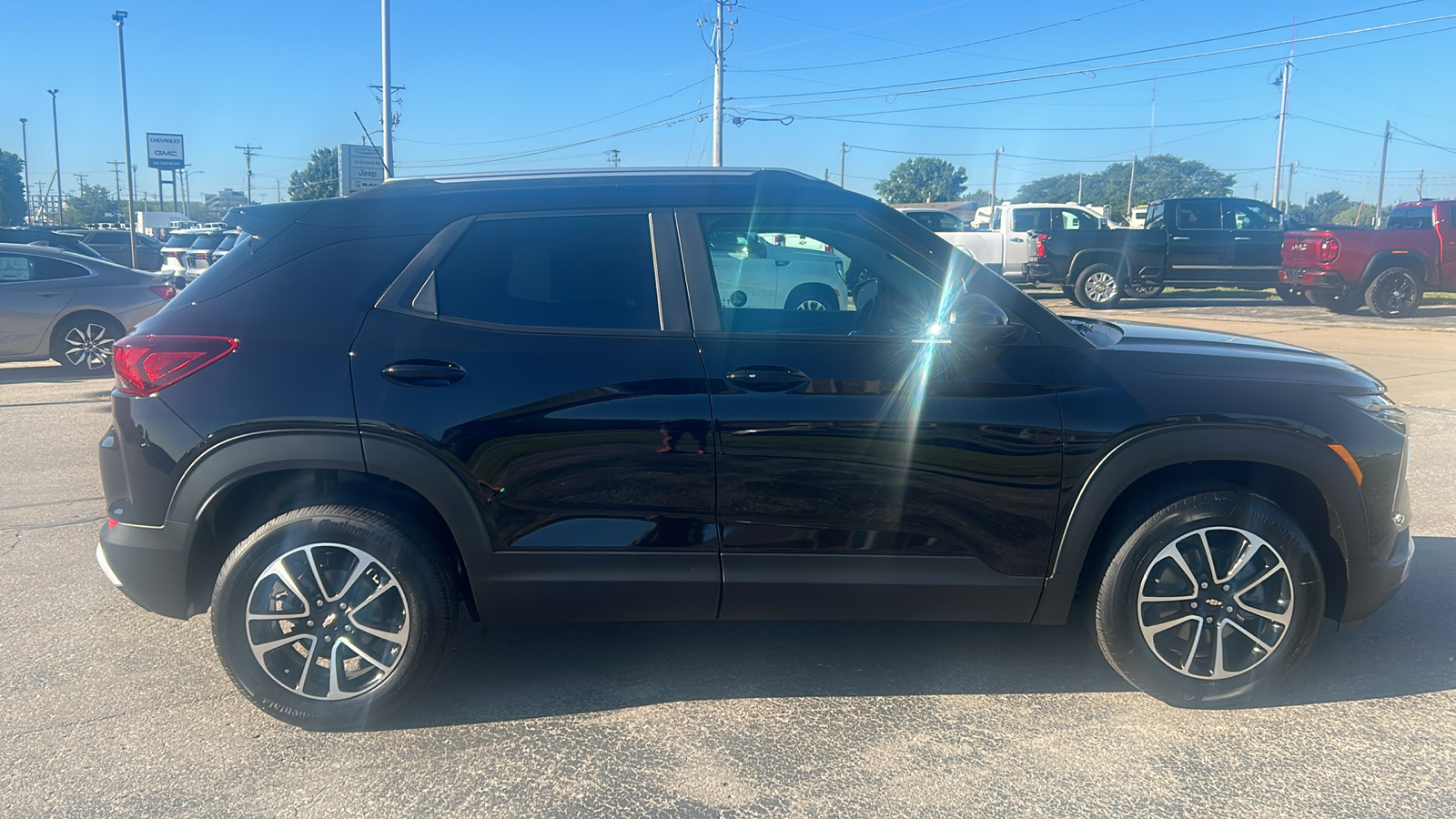 2025 Chevrolet TrailBlazer LT 2