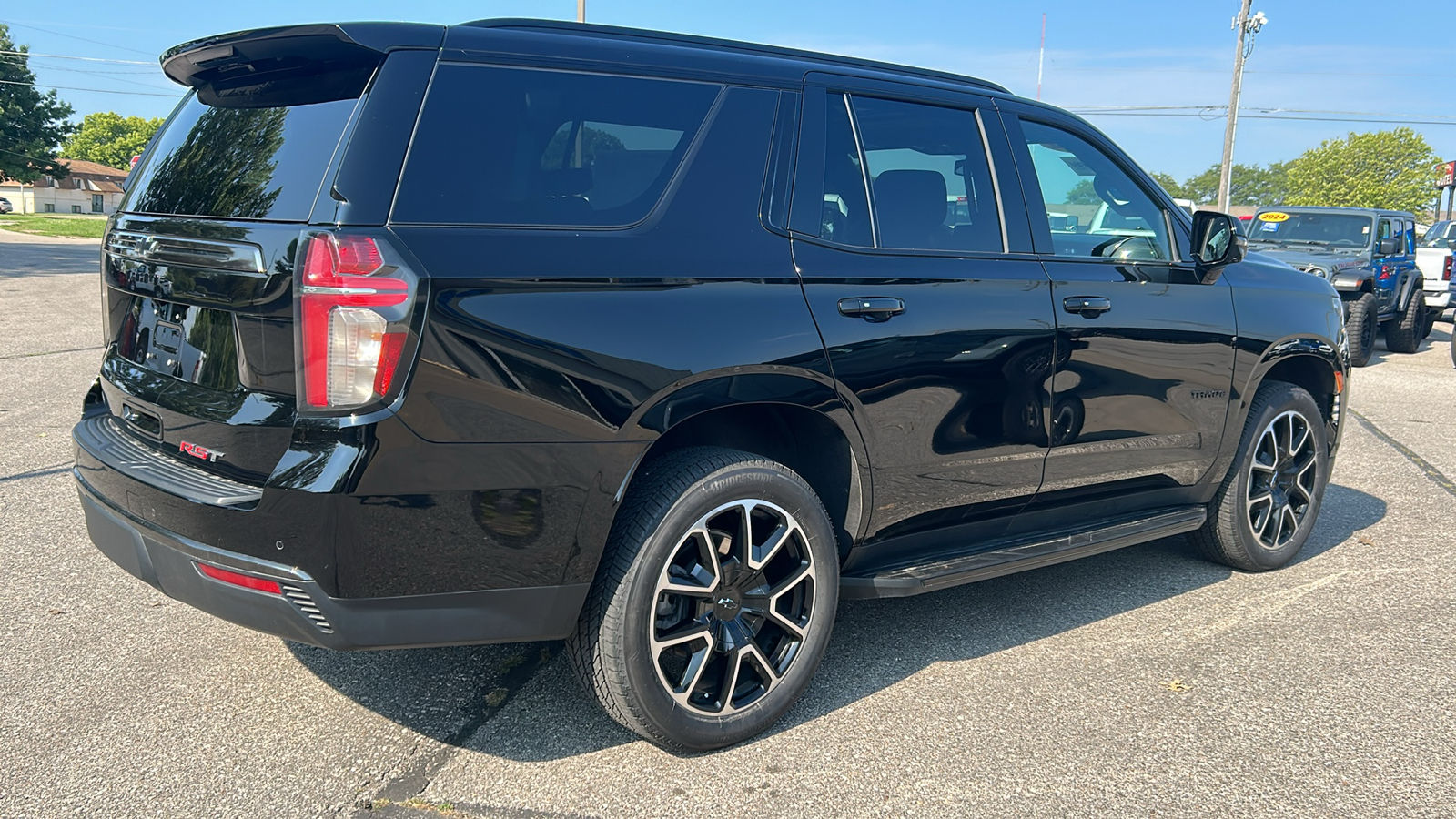 2022 Chevrolet Tahoe RST 3