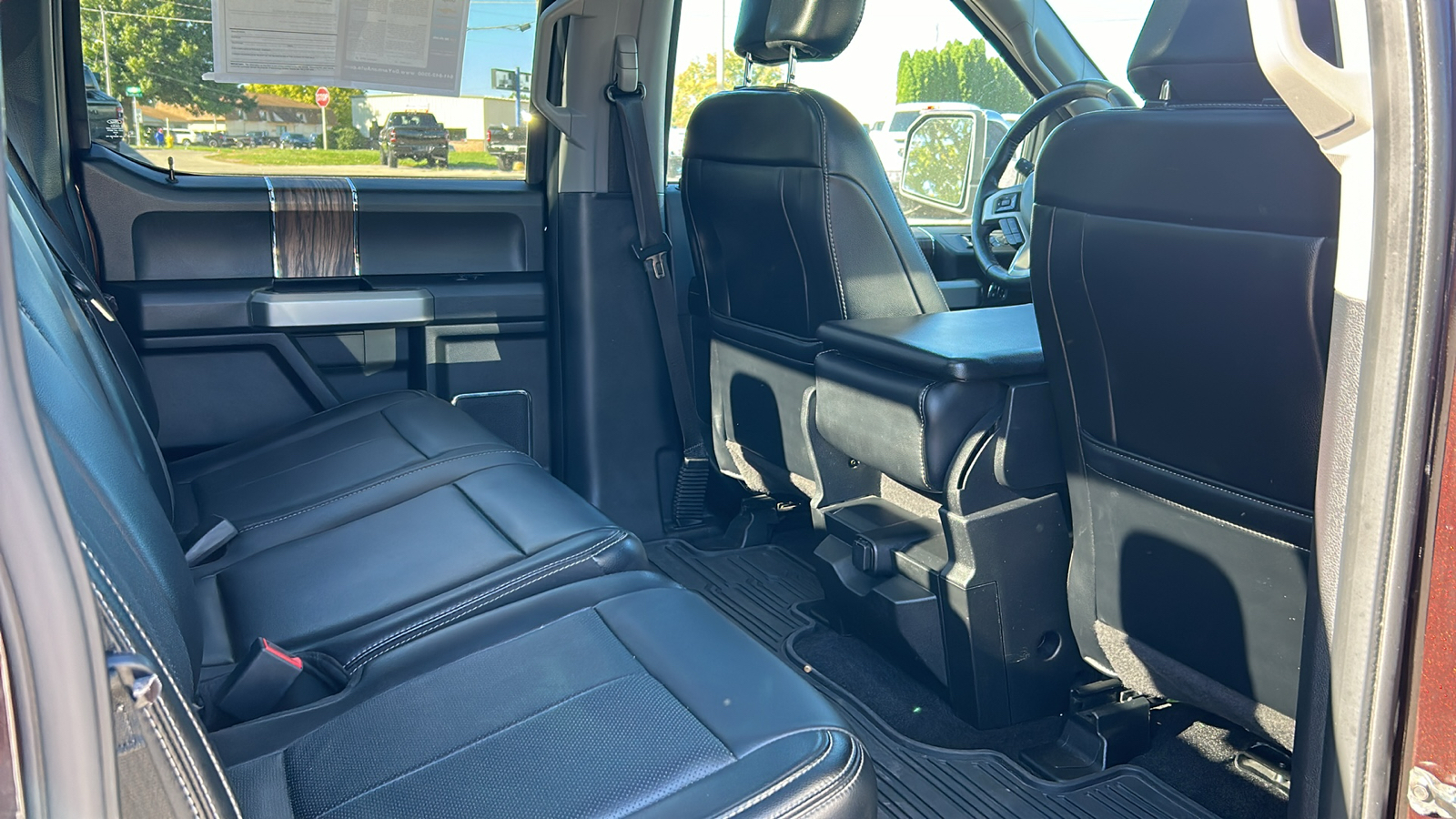 2019 Ford F-150 Lariat 15