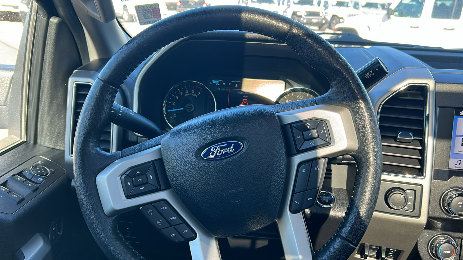 2019 Ford F-150 Lariat 19