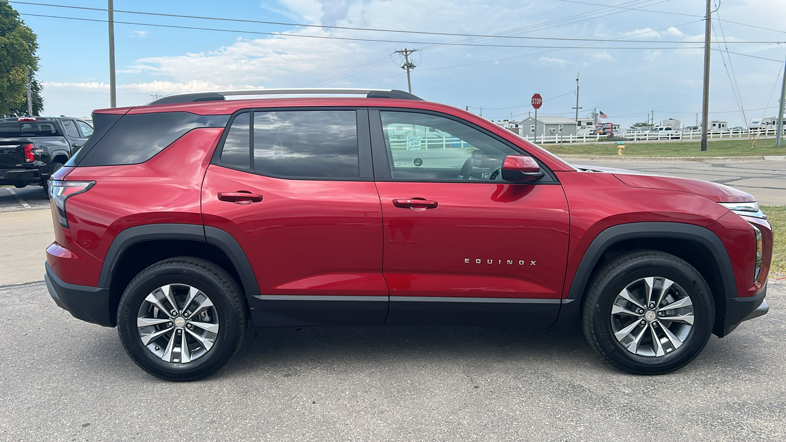 2025 Chevrolet Equinox LT 2