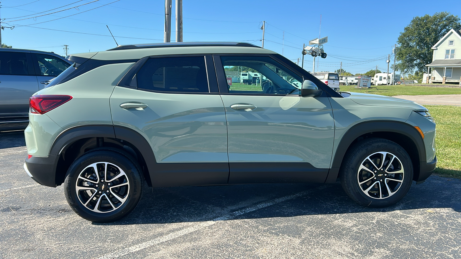 2025 Chevrolet TrailBlazer LT 2