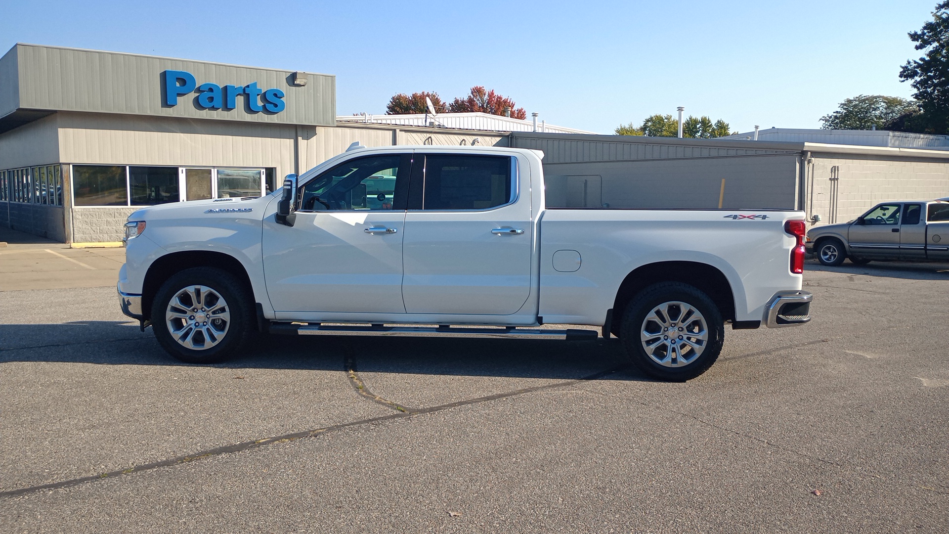 2025 Chevrolet Silverado 1500 LTZ 6