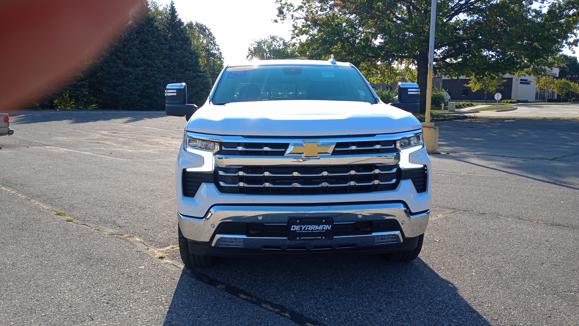 2025 Chevrolet Silverado 1500 LTZ 8