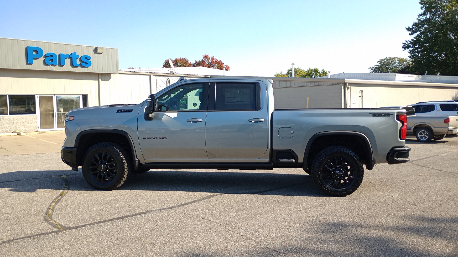 2025 Chevrolet Silverado 2500HD LTZ 6