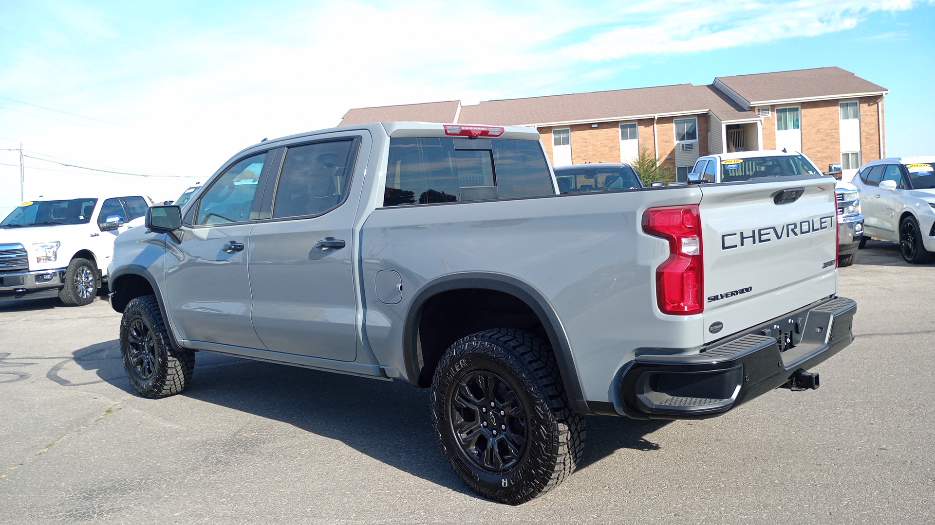 2025 Chevrolet Silverado 1500 ZR2 5