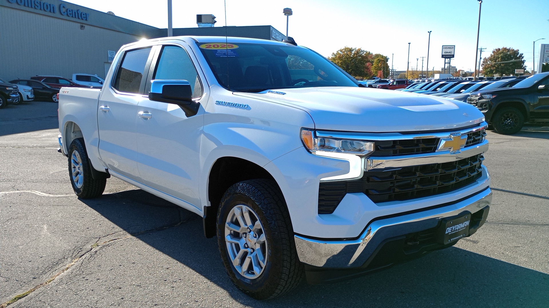 2025 Chevrolet Silverado 1500 LT 1