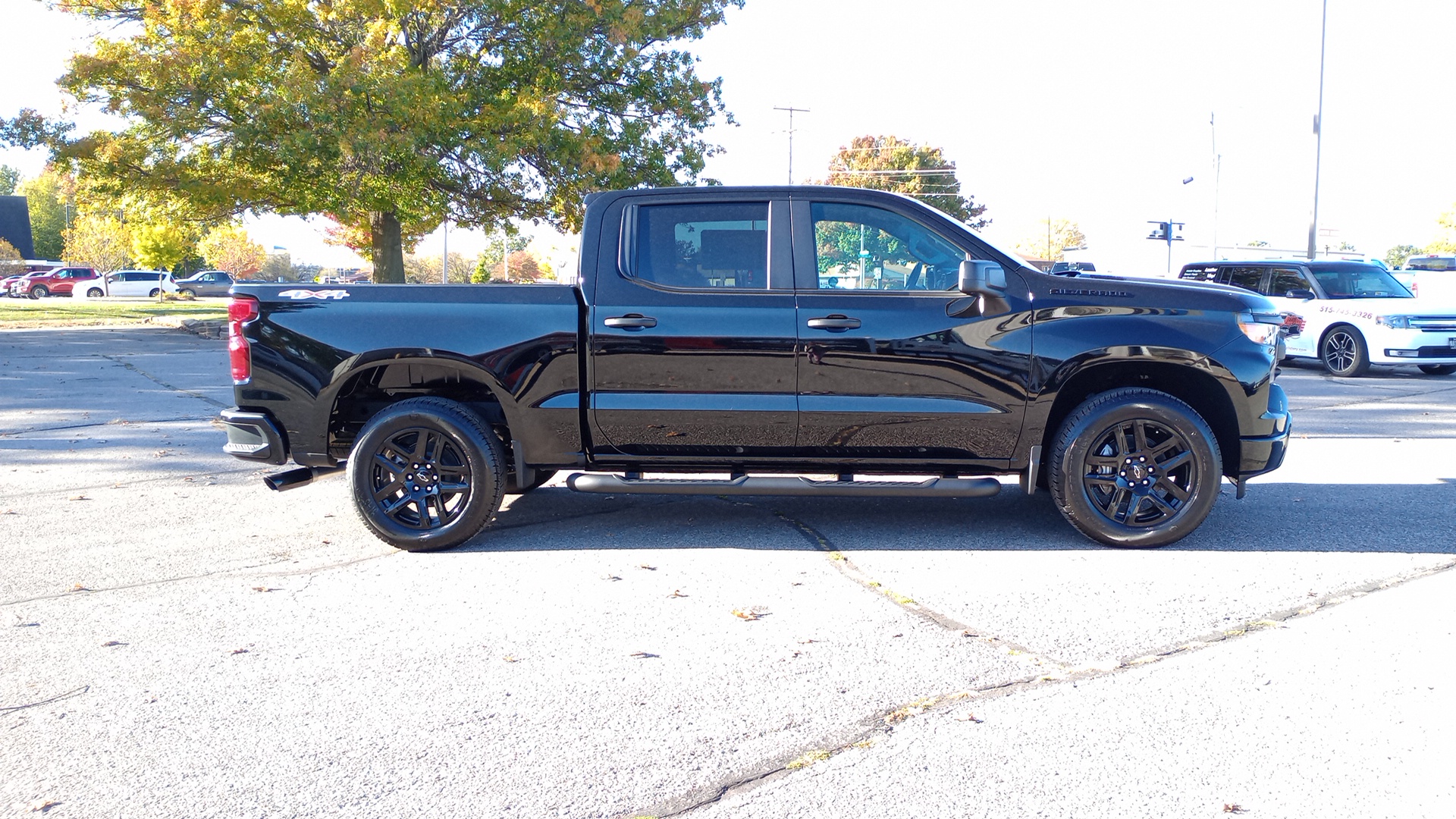 2025 Chevrolet Silverado 1500 Custom 2