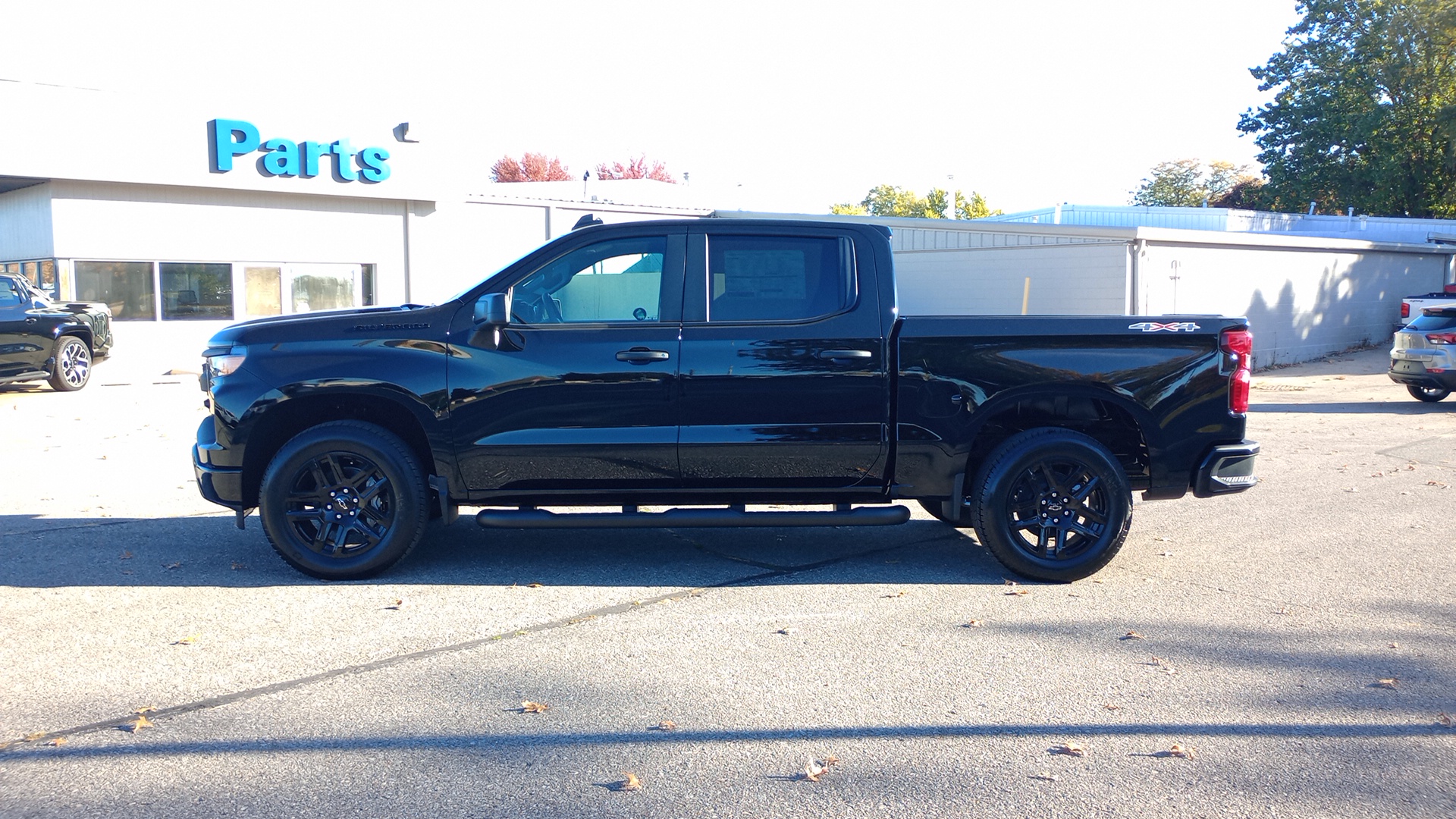 2025 Chevrolet Silverado 1500 Custom 6