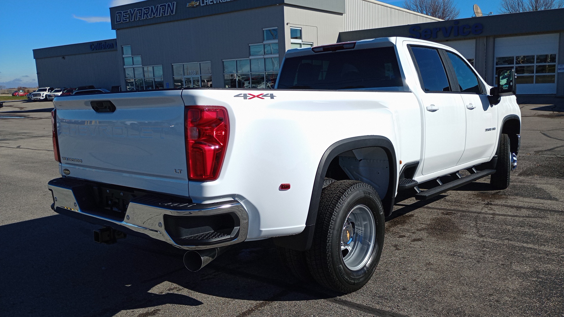 2025 Chevrolet Silverado 3500HD LT 3