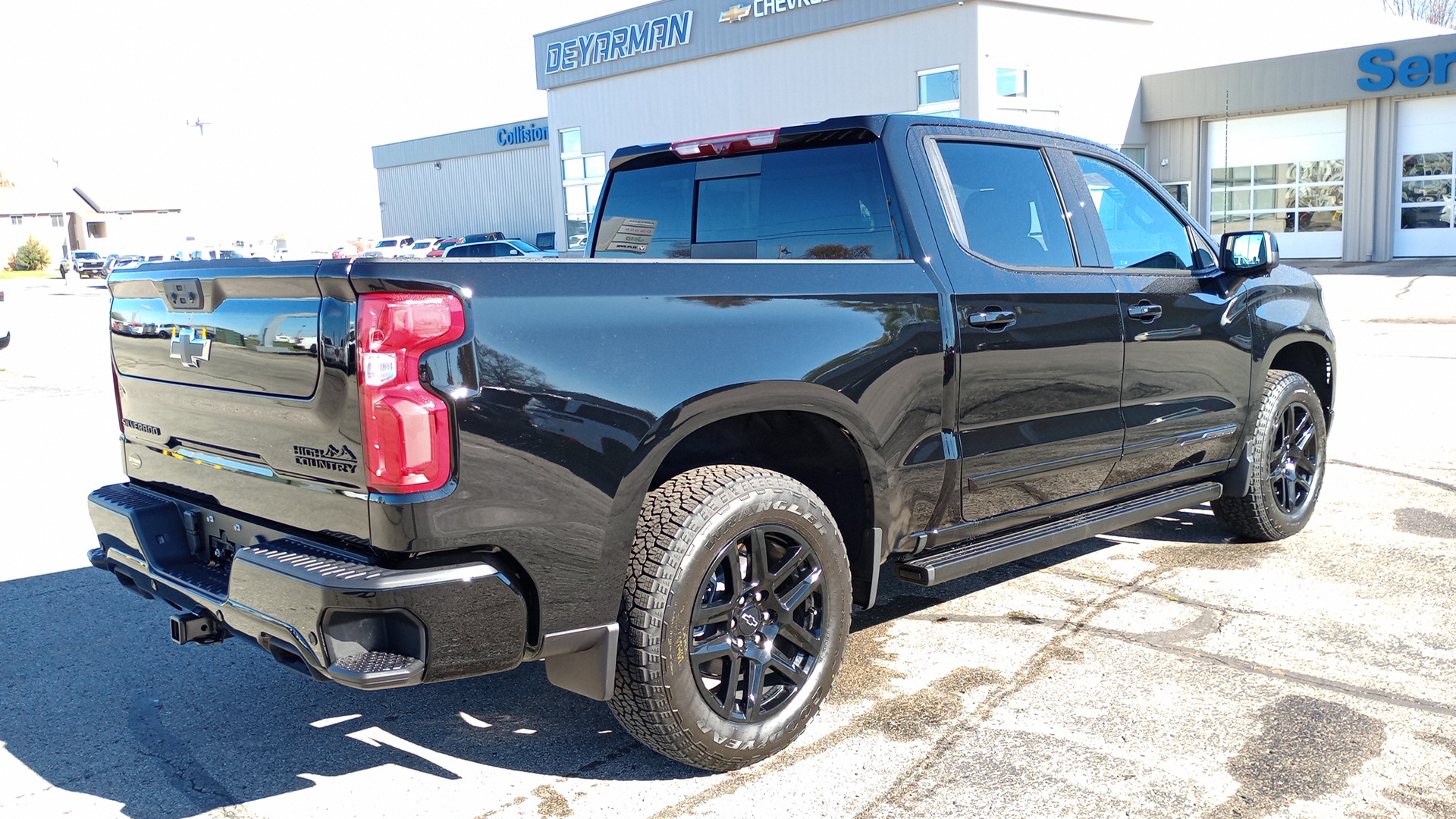 2025 Chevrolet Silverado 1500 High Country 3