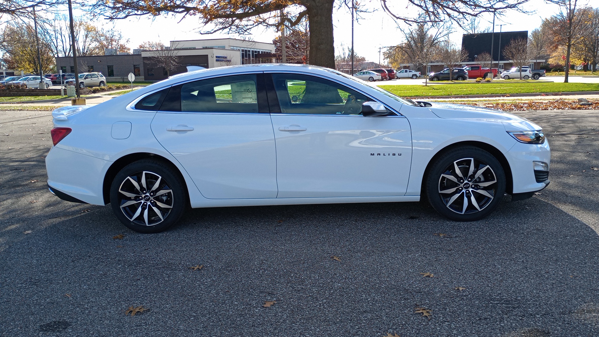 2025 Chevrolet Malibu RS 2