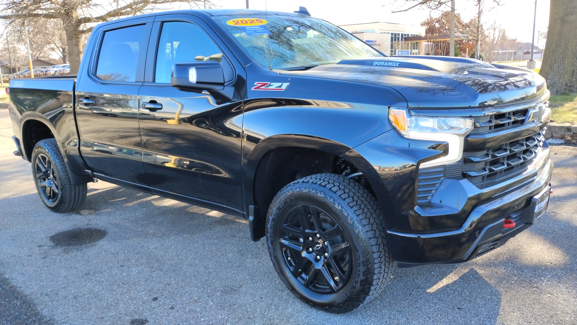 2025 Chevrolet Silverado 1500 LT Trail Boss 1