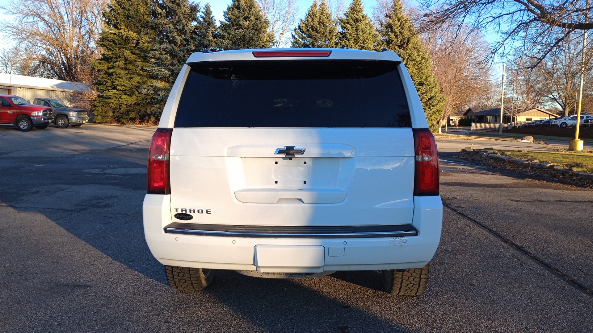 2016 Chevrolet Tahoe LTZ 4