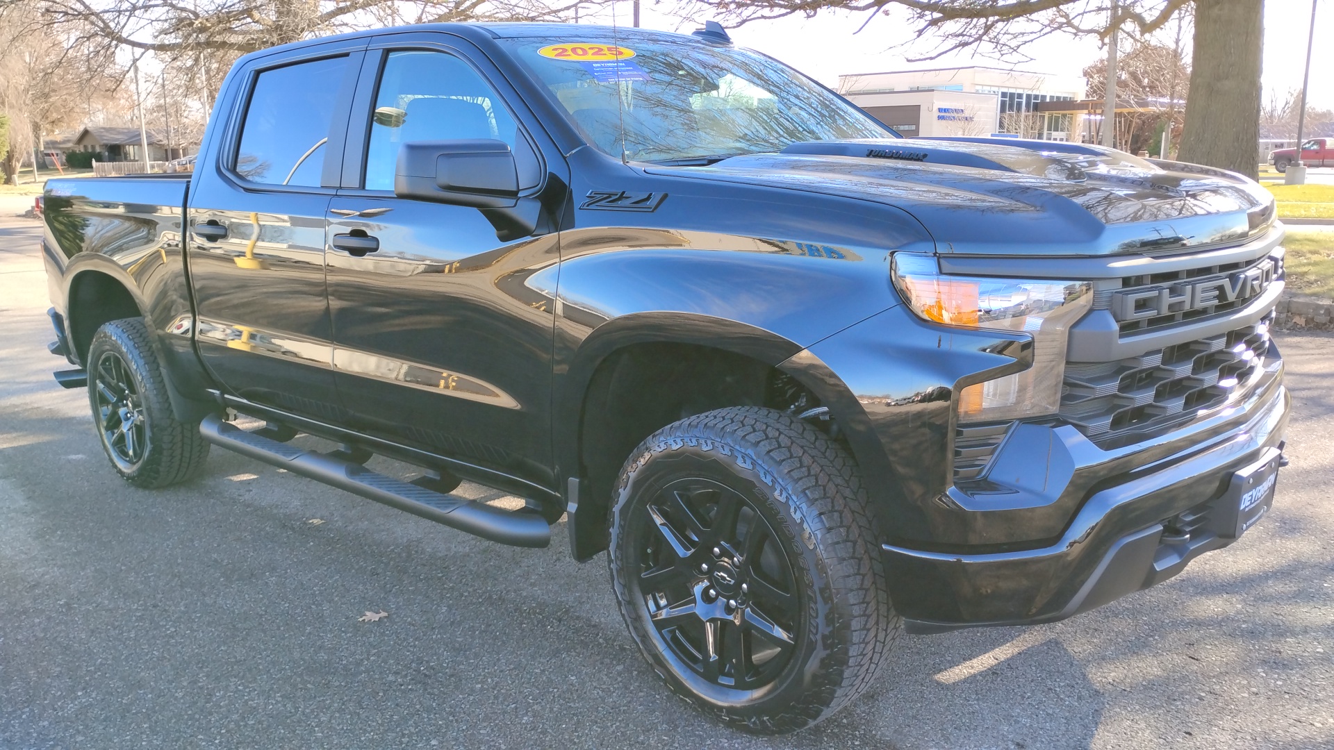 2025 Chevrolet Silverado 1500 Custom Trail Boss 1