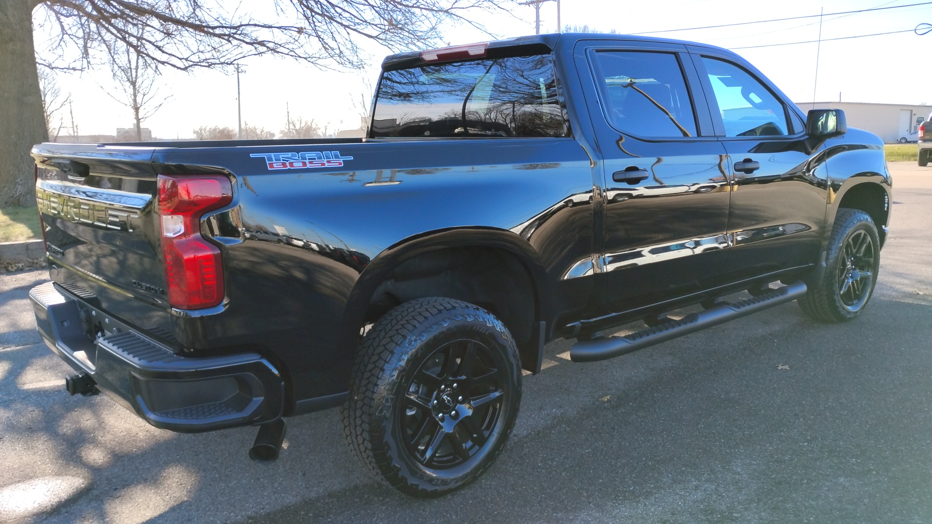 2025 Chevrolet Silverado 1500 Custom Trail Boss 3