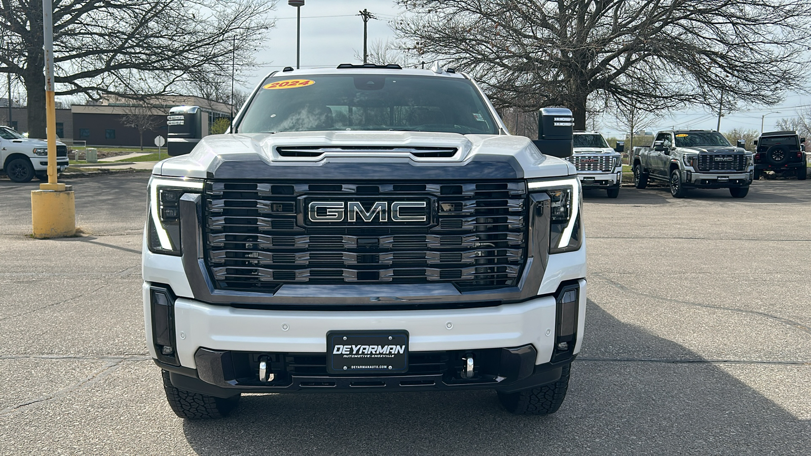 2024 GMC Sierra 2500HD Denali Ultimate 8