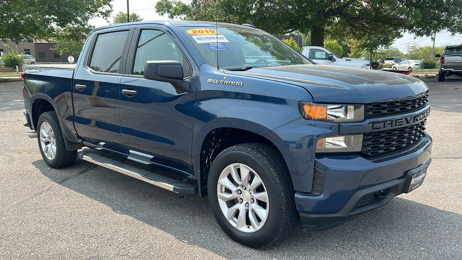 2019 Chevrolet Silverado 1500 Custom 1