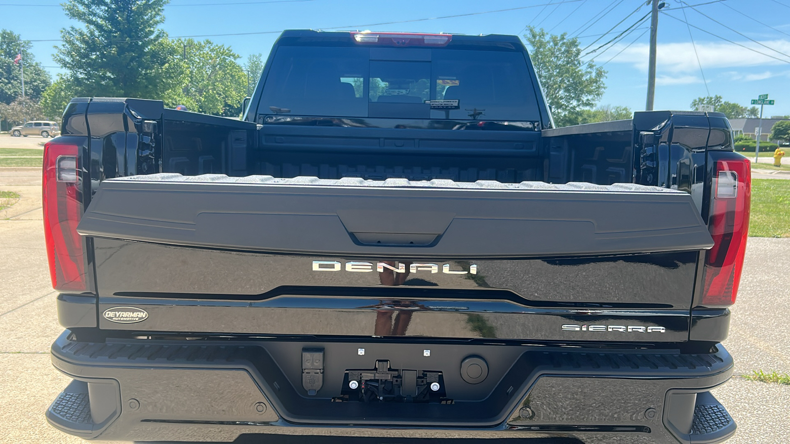 2024 GMC Sierra 2500HD Denali Ultimate 17