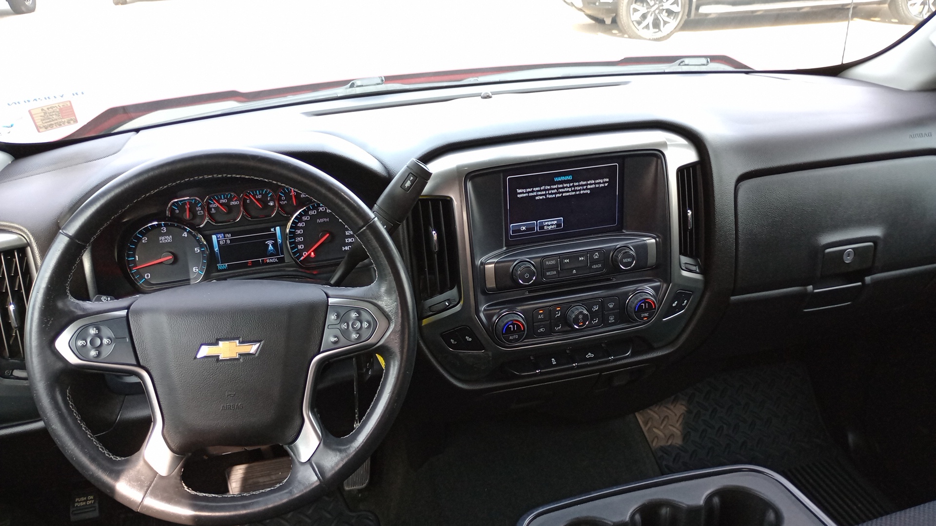 2018 Chevrolet Silverado 1500 LT 19