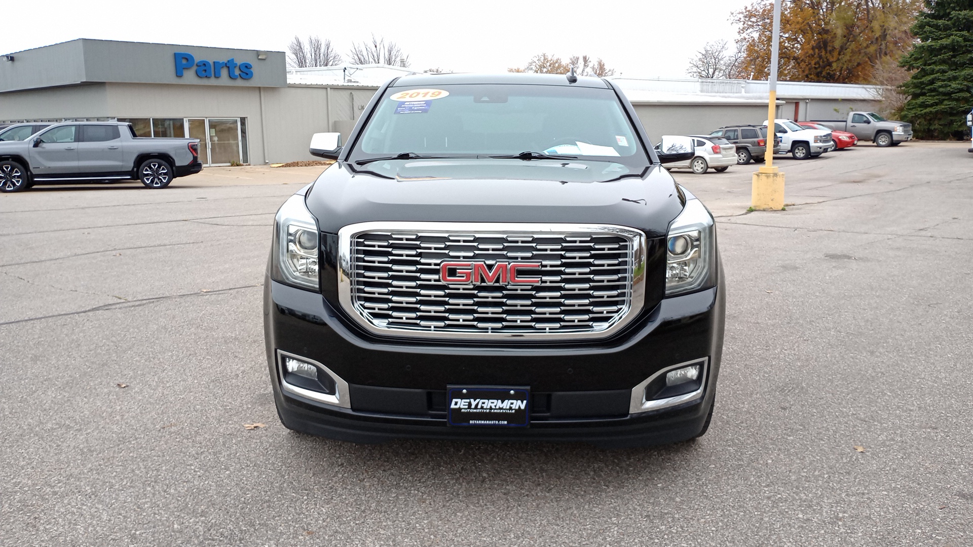 2019 GMC Yukon Denali 8