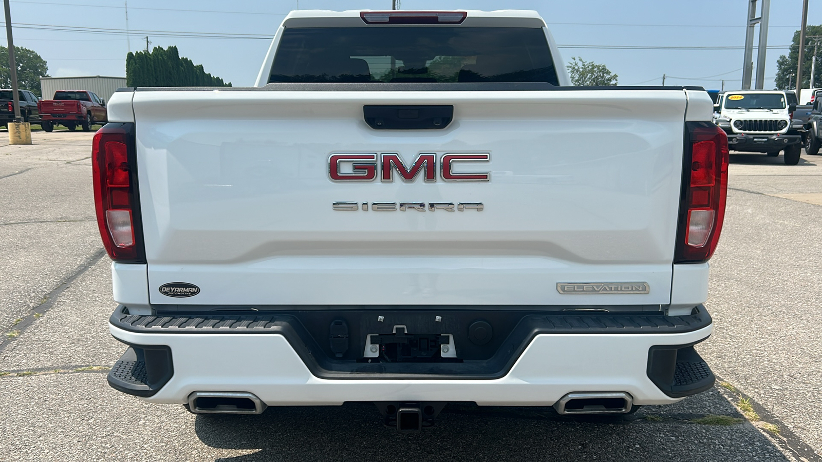 2023 GMC Sierra 1500 Elevation 4