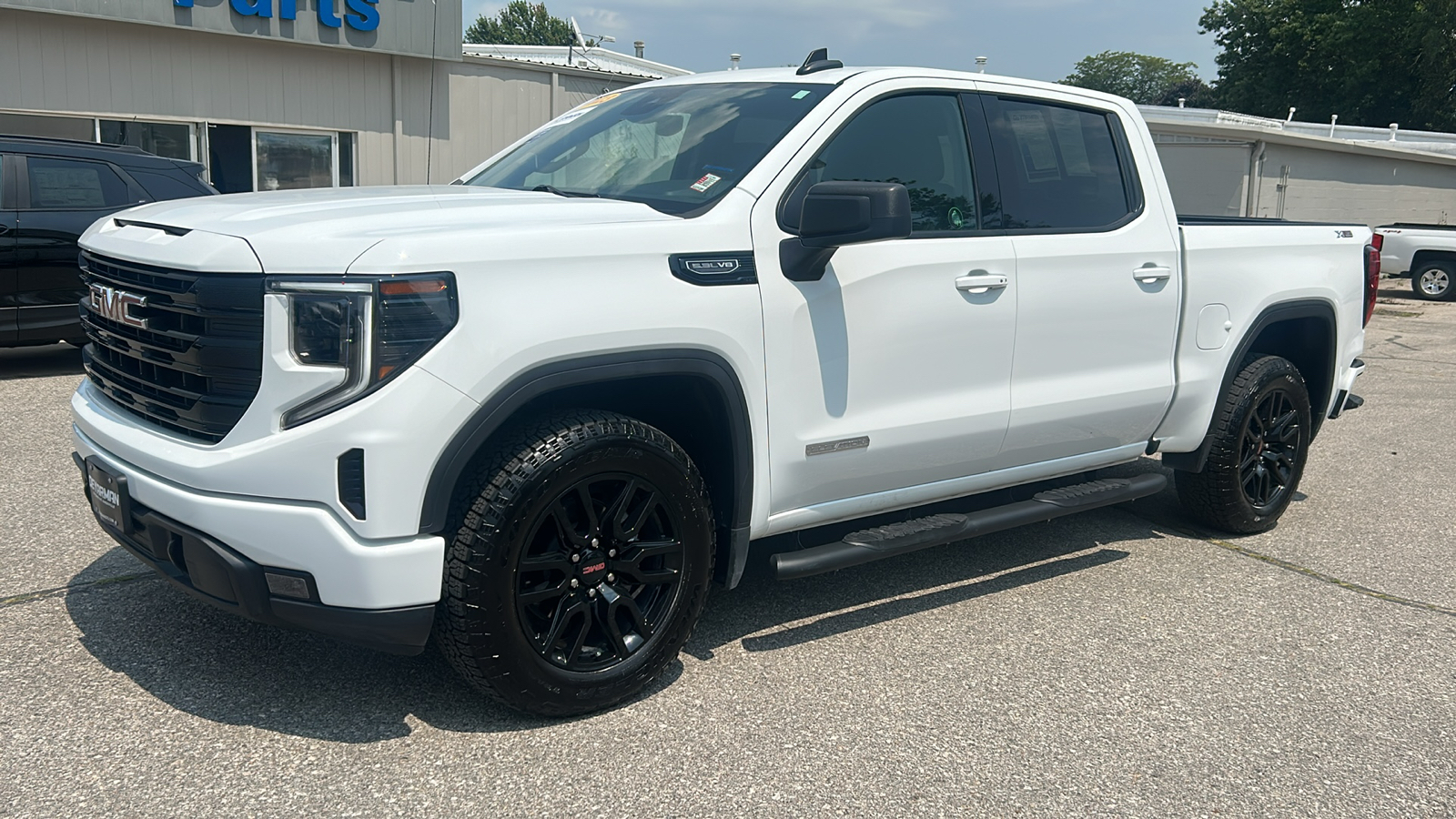 2023 GMC Sierra 1500 Elevation 7