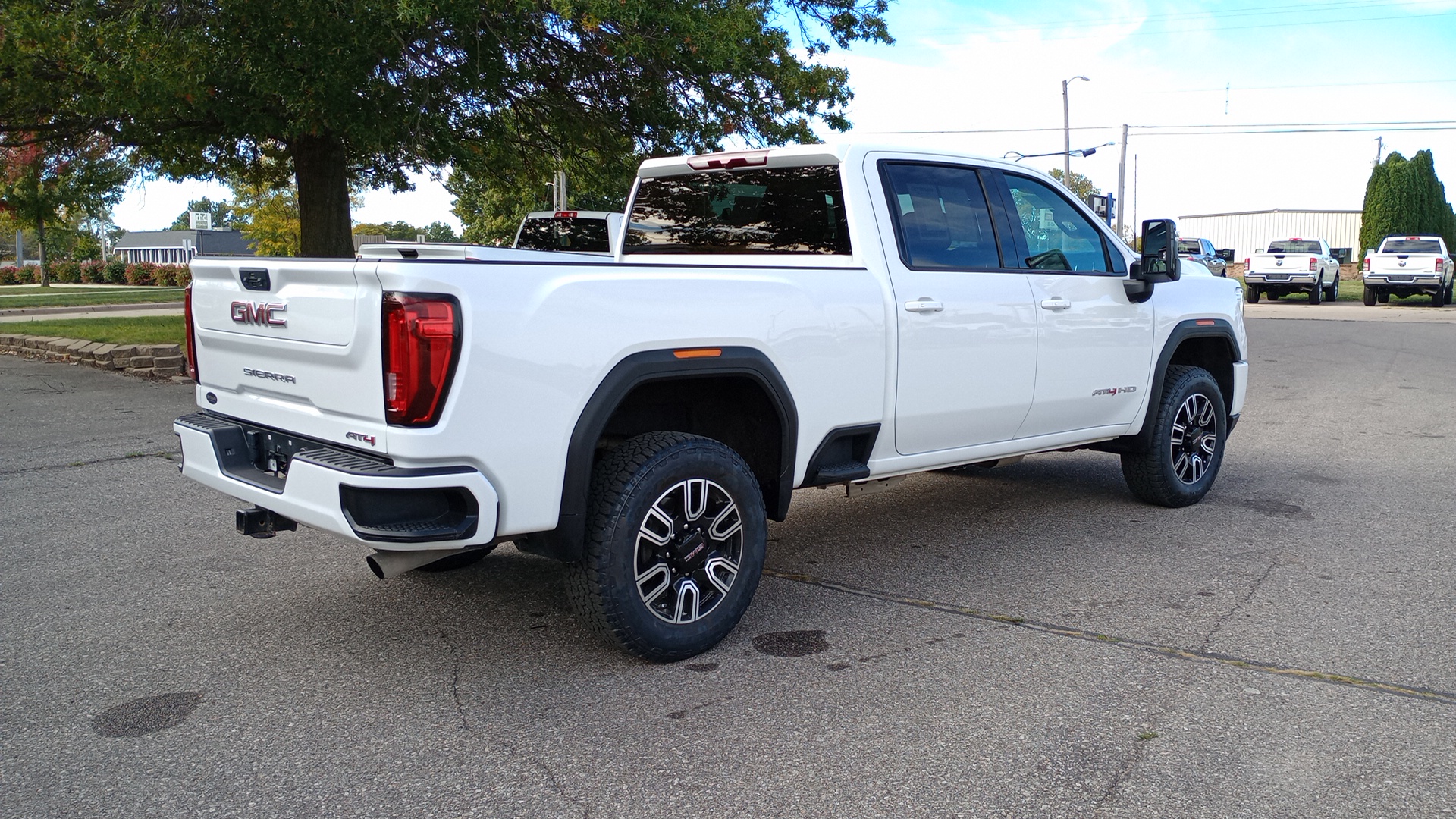 2023 GMC Sierra 2500HD AT4 3